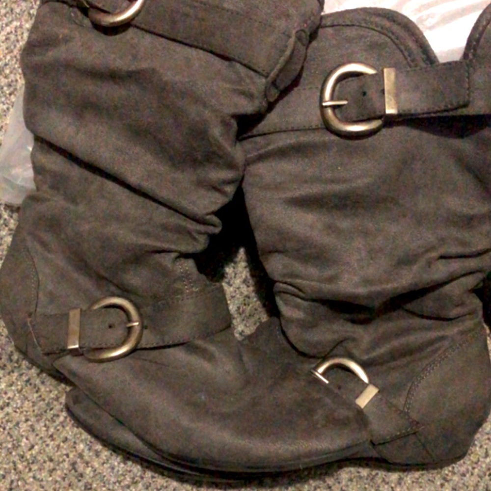 Baker’s Flat Heeled Boots